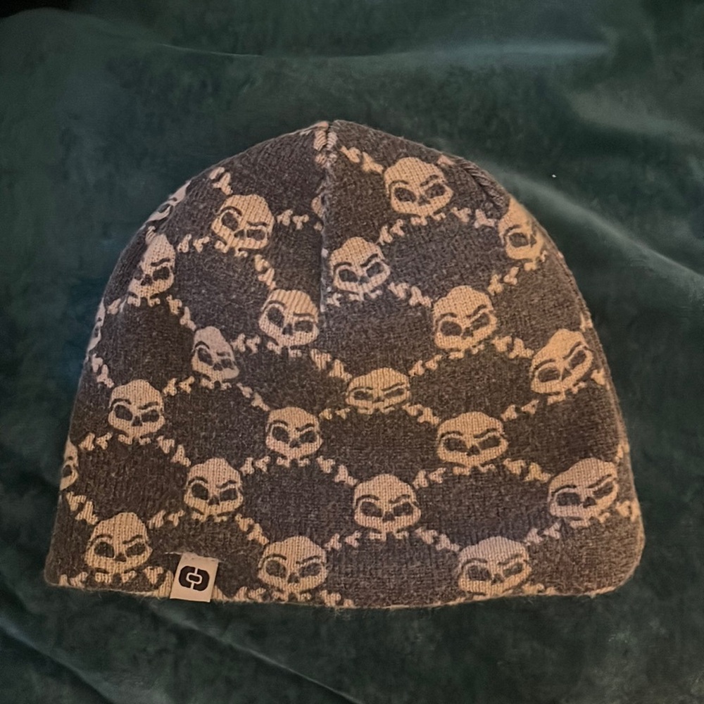 Y2K Skull reversible Beanie